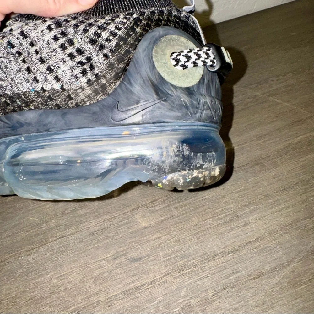 Nike Men’s Air VaporMax 2020 Flyknit, Black/Black/White, Size 10.5 - Picture 7 of 12